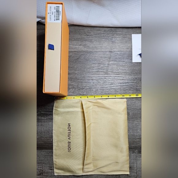 LOUIS VUITTON Pochette Gift Box Silk Dust Bag Card Holder Logo Ribbon Tag M51980 - Picture 11 of 14